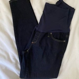 Gap skinny maternity jeans